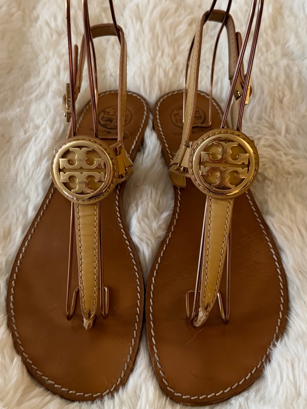 Tory Burch size 9 Brown and Tan Leather and classic gold TB Logo Thong Sandals